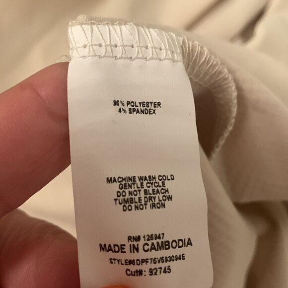 NWT Ava & Grace Gold Shimmer Light Beige Blouse Top Size 2X - Picture 12 of 12